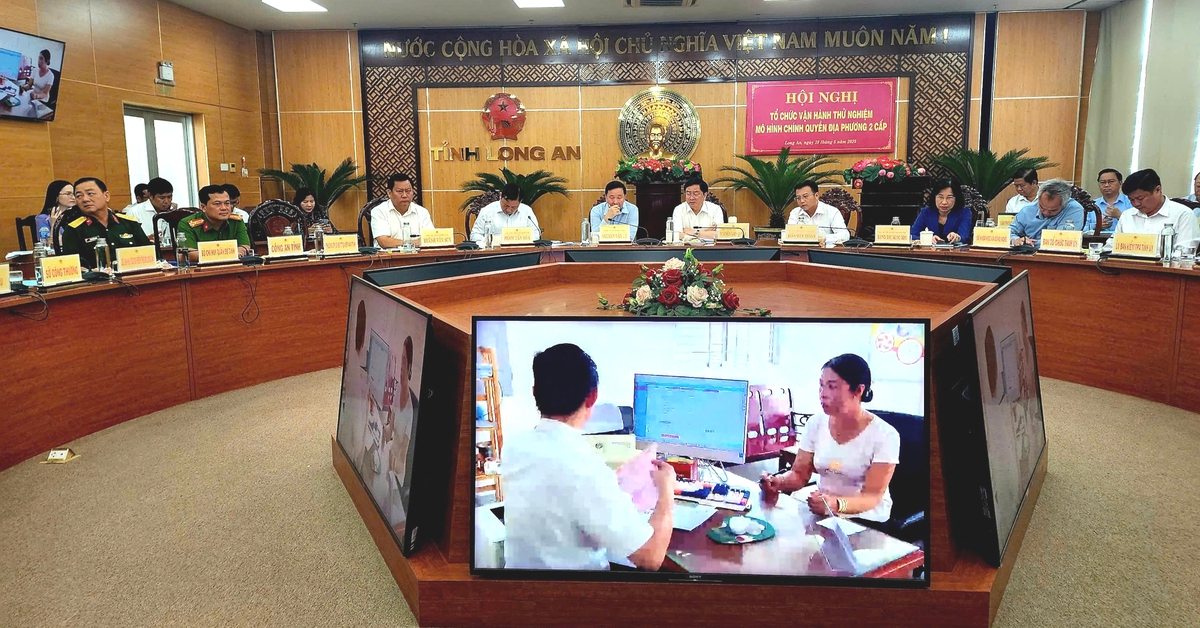 Thử nghiệm 60 xã, phường mới ở Long An: Dân ở Kiến Tường nộp hồ sơ tại Tân An được xử lý nhanh chóng