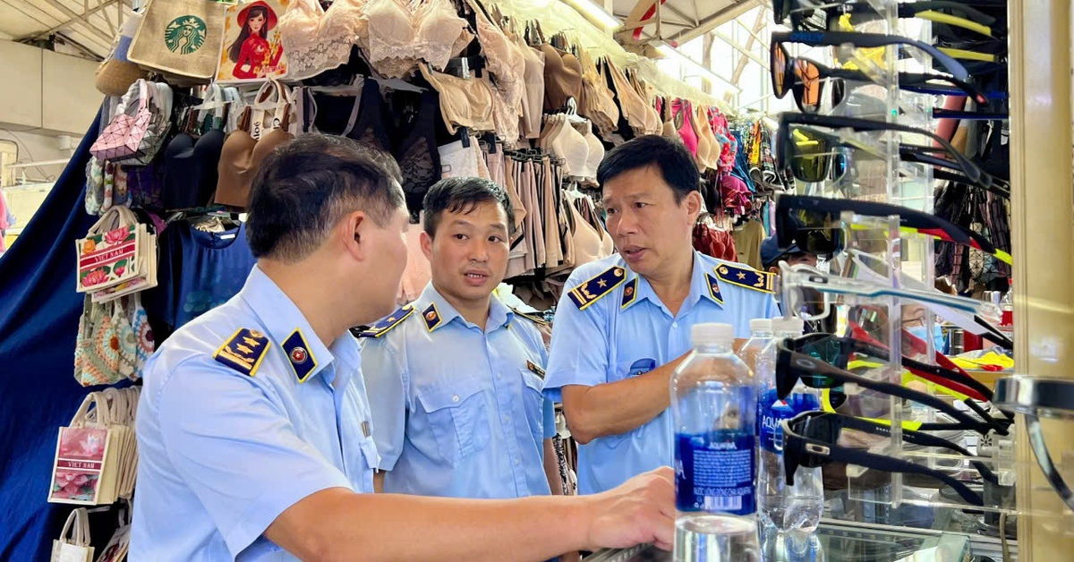 TP.HCM phát hiện nhiều vụ sản xuất, buôn bán hàng giả quy mô lớn