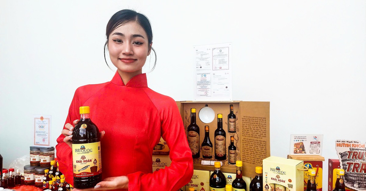 Nước mắm truyền thống Phú Quốc là tinh hoa của đất trời, là lao động cần mẫn của người dân