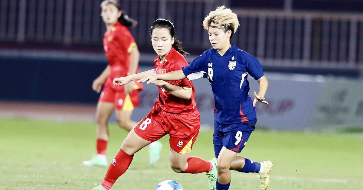 U19 nữ Việt Nam - U19 nữ Thái Lan (Hiệp 1) 0-1: Moondong mở tỉ số
