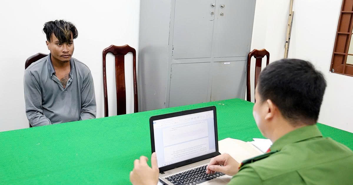 Chạy xe máy đi nhậu về va chạm với chó, ra tay chém chết chủ nuôi