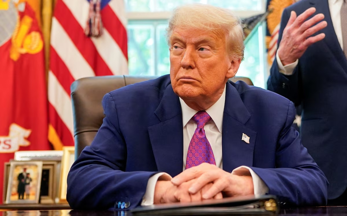 Ông Trump có toàn quyền ra lệnh tấn công quân sự tại Iran không?