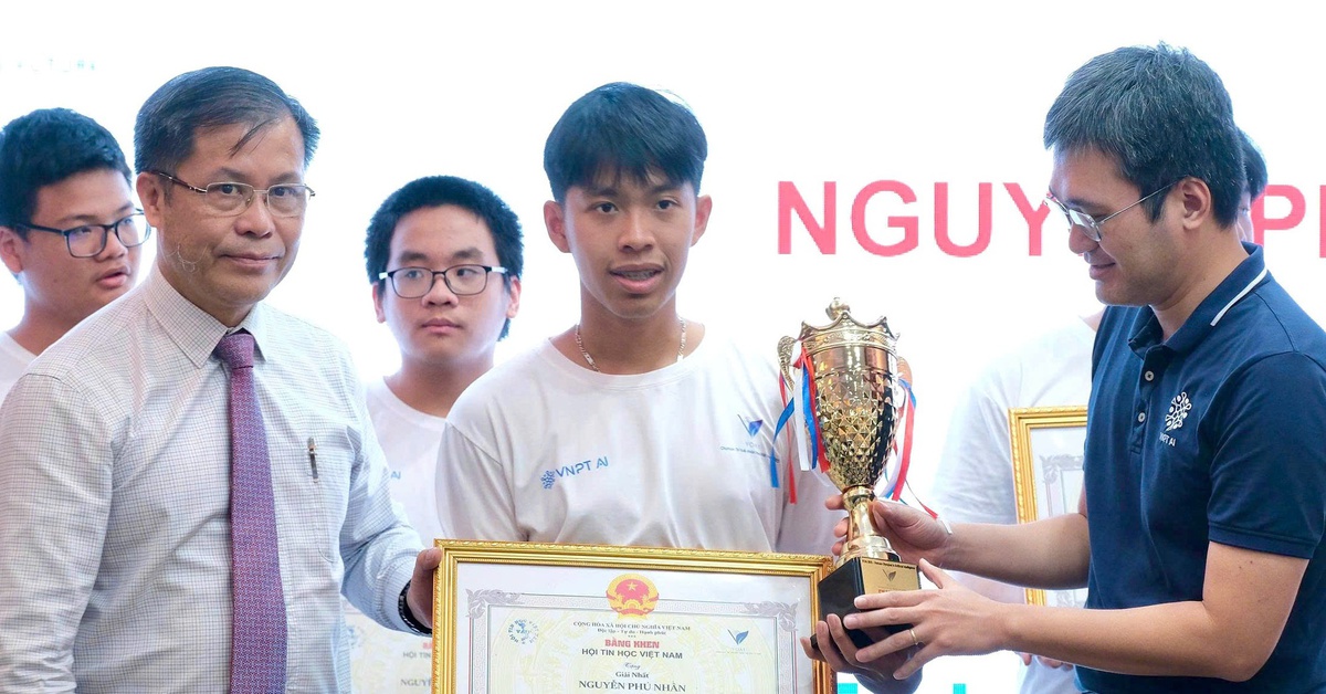 Nam Sinh Đà Nẵng Vượt Trội, Khiến Dư Luận Chao Động Tại Olympic Trí Tuệ Nhân Tạo 2025!