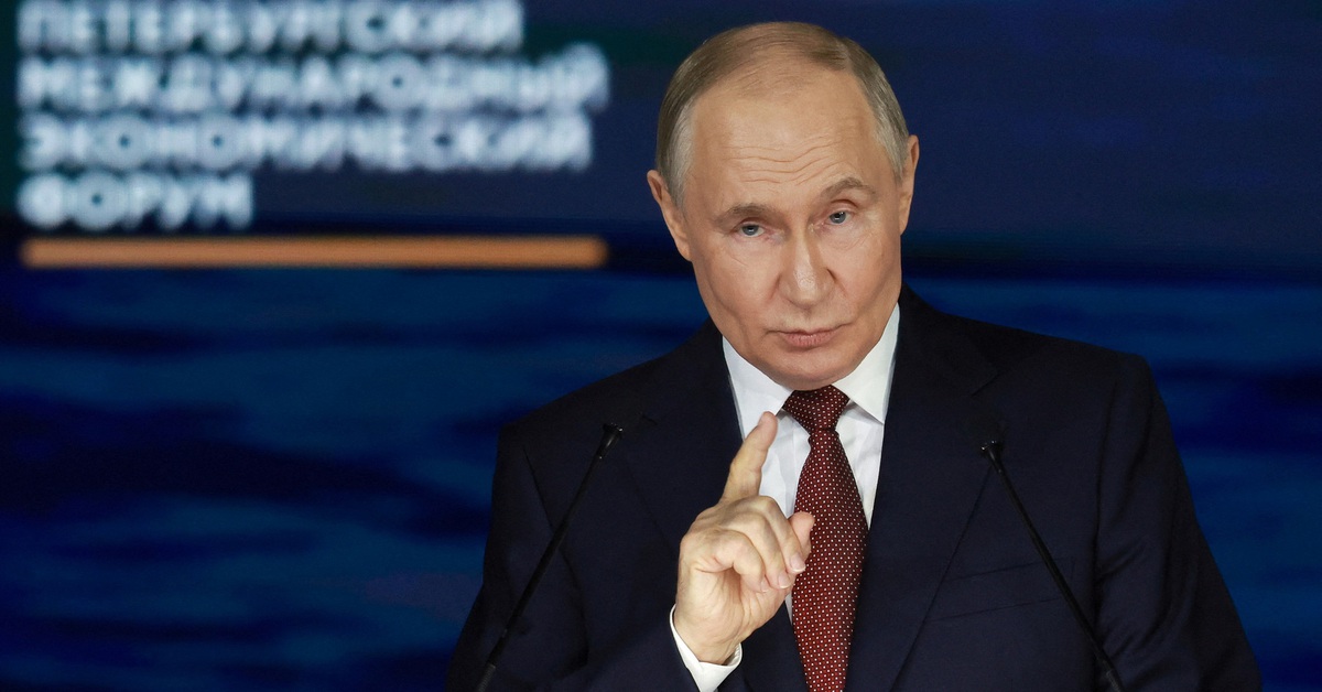Ông Putin: Kinh tế Nga tuyệt đối không được rơi vào suy thoái