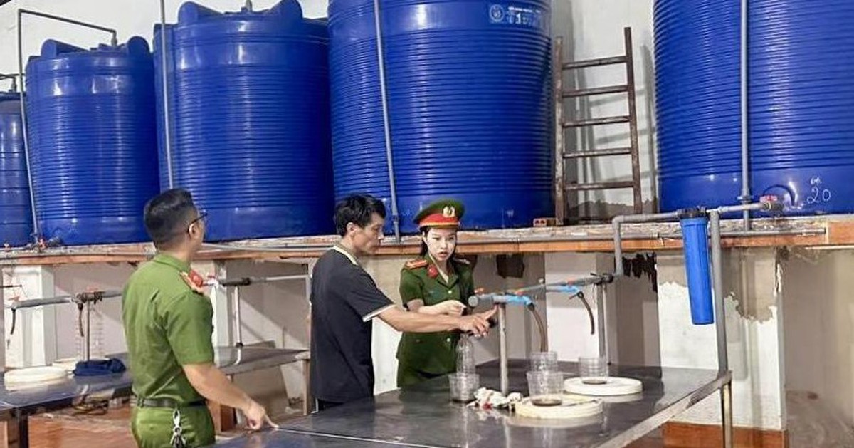 Vụ ngàn chai nước mắm vứt ven đường: Công an Thanh Hóa công bố kết quả kiểm tra