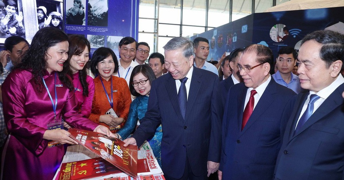 Tổng Bí thư Tô Lâm dự Lễ kỷ niệm 100 năm Ngày Báo chí cách mạng Việt Nam