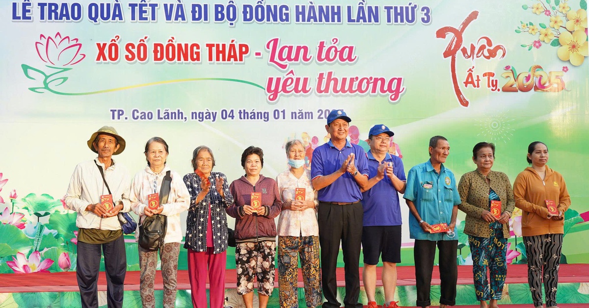 Xổ số Đồng Tháp 10 năm đồng hành cùng hàng ngàn học sinh
