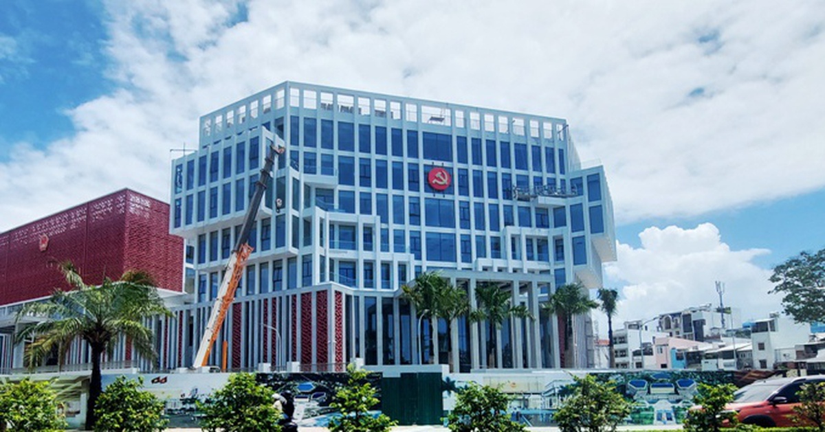 Vẫn xử lý hồ sơ cho dân theo địa bàn cũ khi vận hành thử bộ máy 2 cấp tỉnh Khánh Hòa