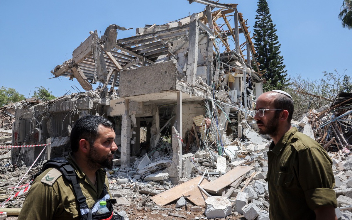 Iran dọa tấn công căn cứ quân sự Mỹ