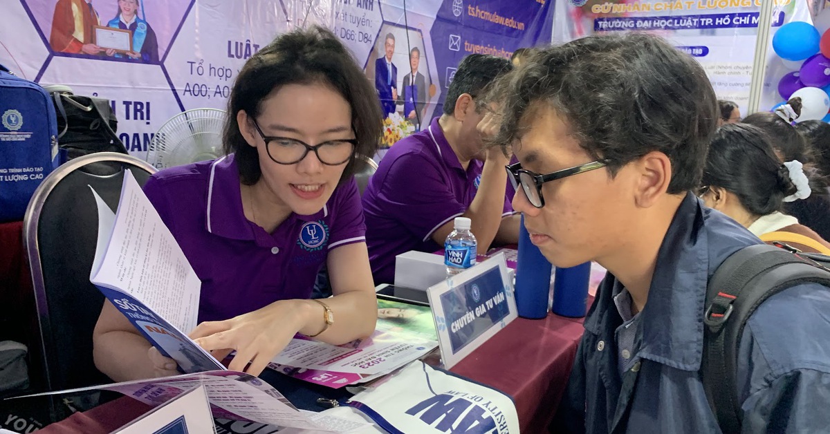 Đăng ký xét tuyển vào Trường đại học Luật TP.HCM từ sáng 23-6