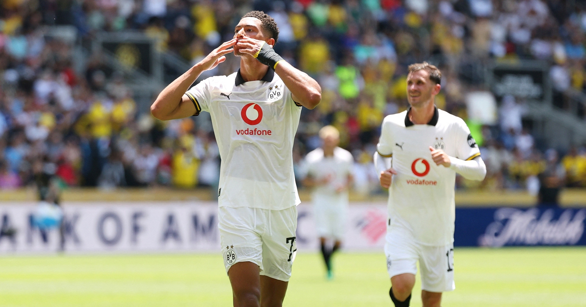 Lý do kỳ quặc khiến băng ghế dự bị của Dortmund 'mất tích' tại FIFA Club World Cup