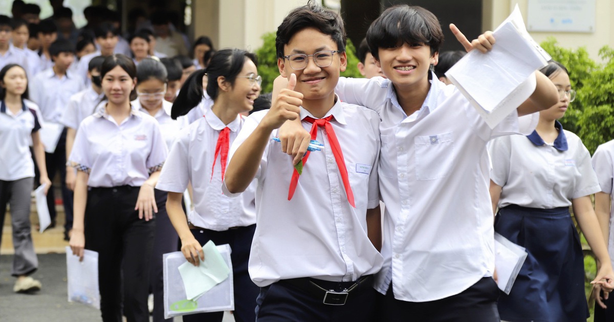 TP.HCM công bố điểm chuẩn lớp 10 chuyên và tích hợp