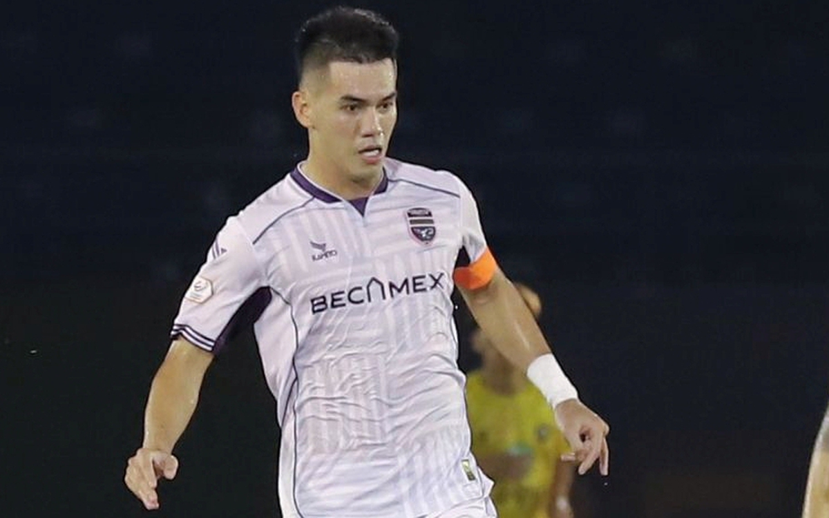 Tiến Linh ghi bàn thứ 14, danh hiệu ‘vua phá lưới’ chia 3