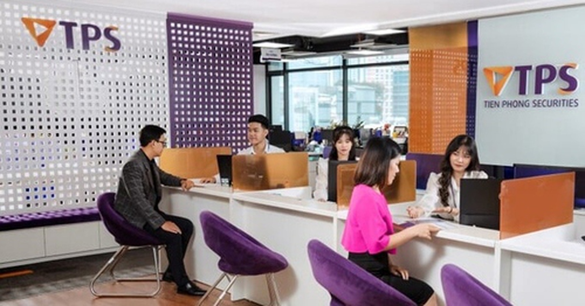 Loạt lãnh đạo Chứng khoán Tiên Phong từ chức cùng một ngày