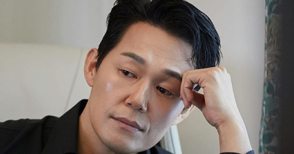 Đà Nẵng hè này rực rỡ, có Ji Chang Wook và Moon So Ri, còn cả 'phản diện' Park Sung Woong