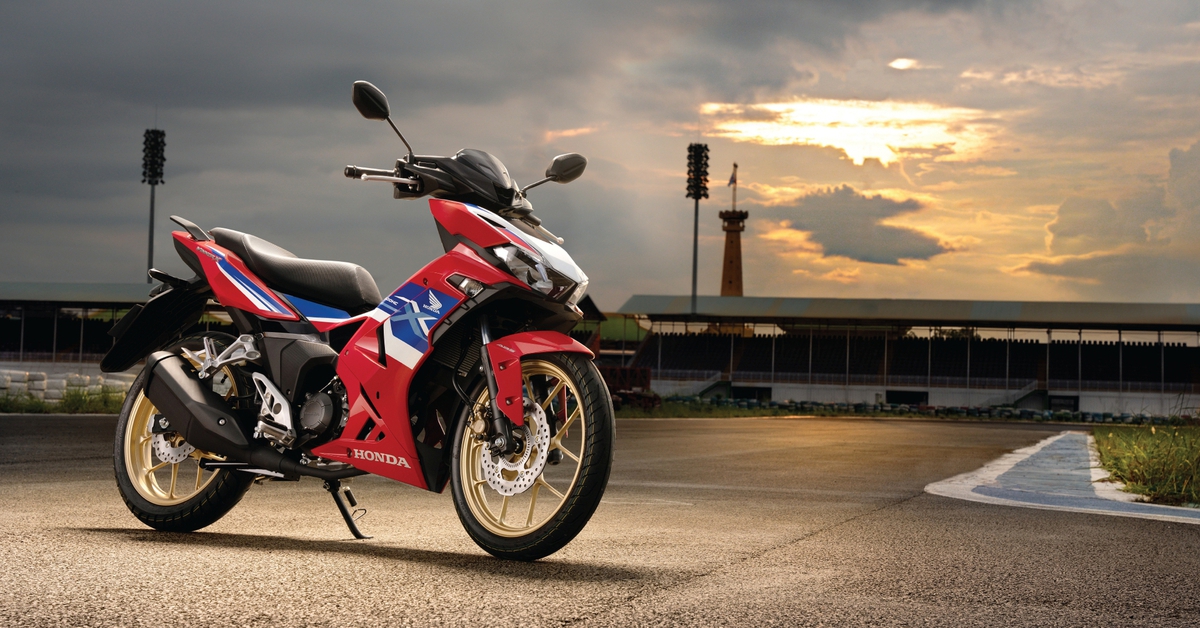 Honda Winner X giảm giá tới 16 triệu đồng, cạnh tranh quyết liệt Yamaha Exciter