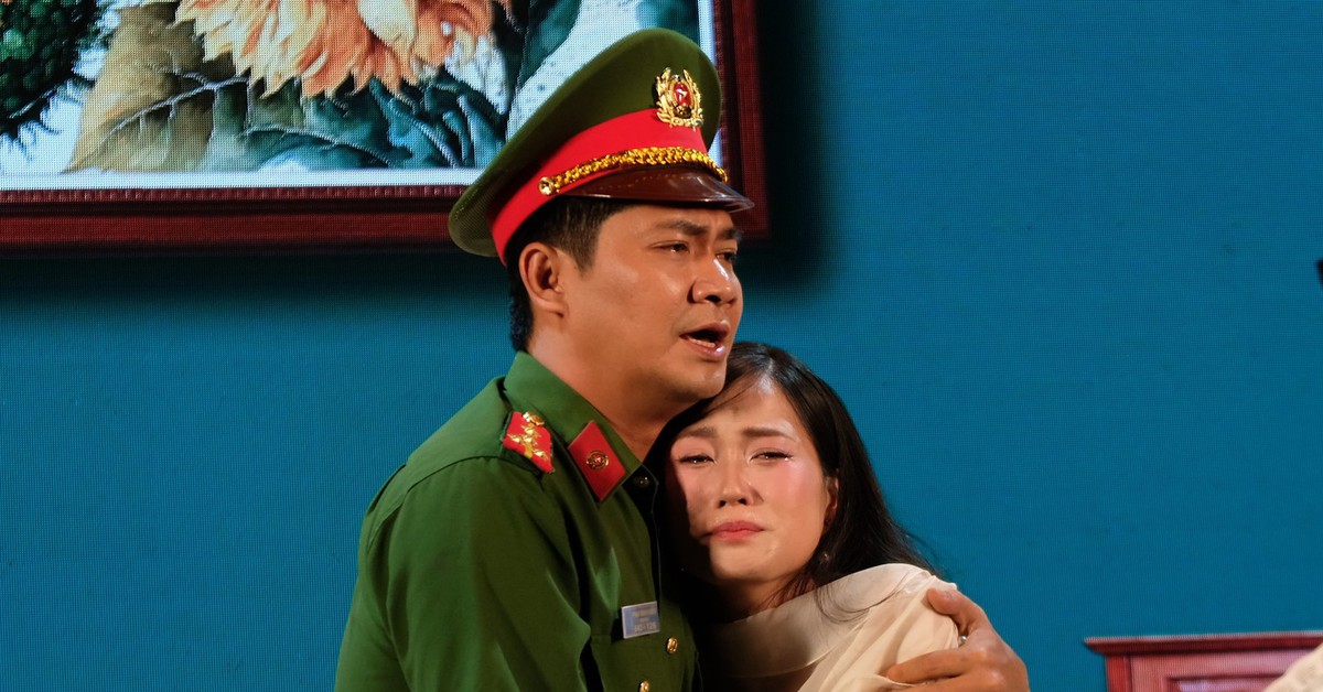 'Một cuộc chiến khác' của sân khấu Hồng Vân