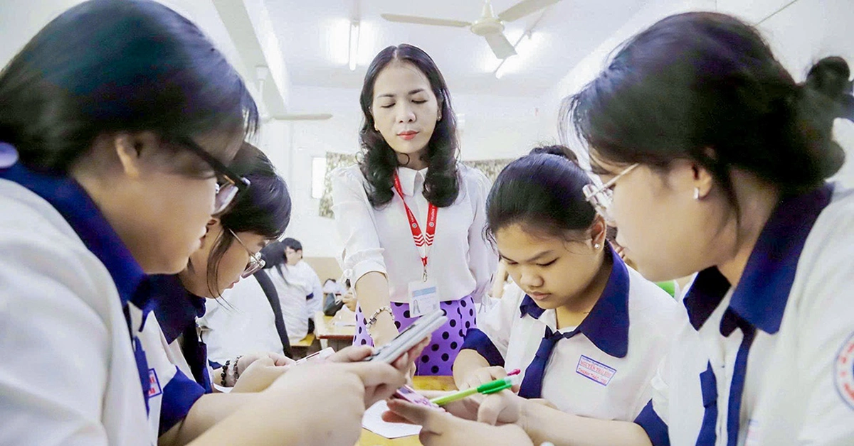 Thi tốt nghiệp THPT 2025 theo chương trình mới: 'Chinh phục' các môn thi thế nào?