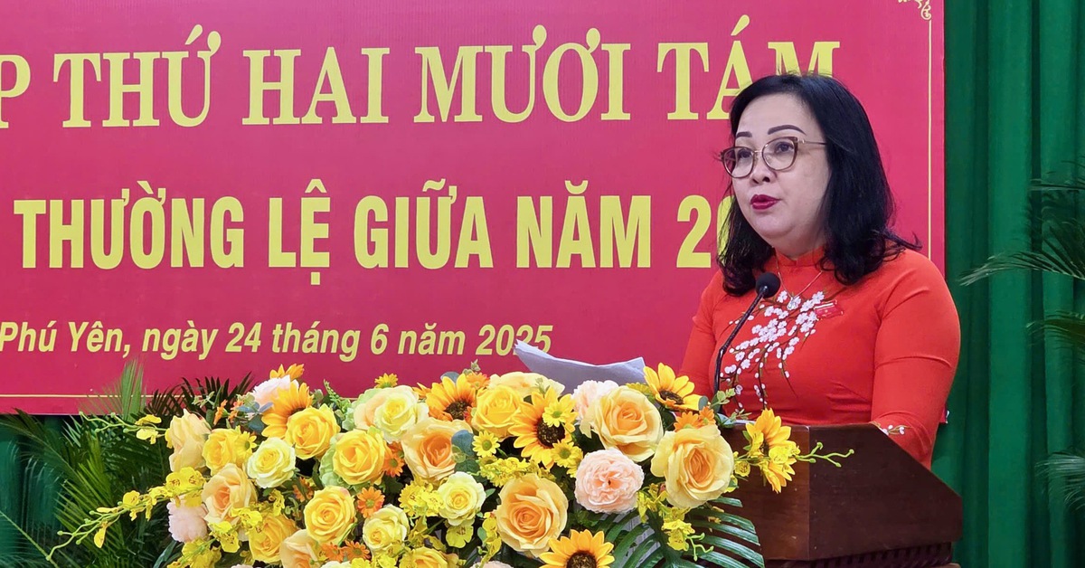 Kỳ họp cuối HĐND tỉnh Phú Yên: Còn 1 ngày làm việc vẫn tận tâm