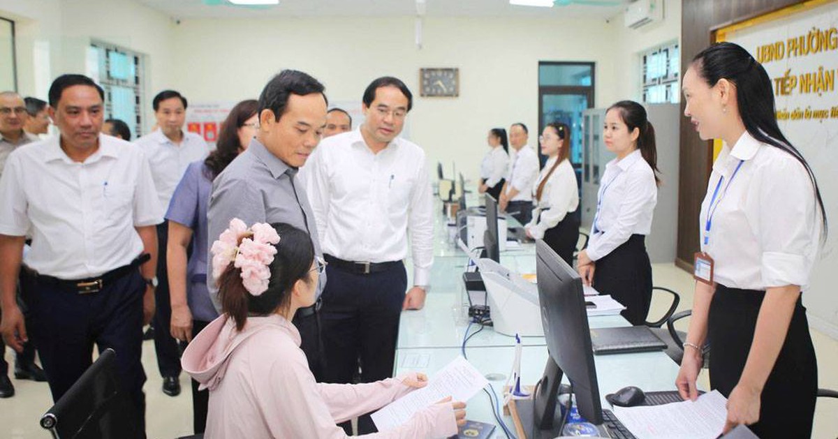 Xem xét giải quyết chế độ, chính sách cho gần 2.000 cán bộ, công chức ở Lào Cai và Yên Bái