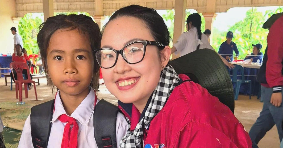 Chiến sĩ đã khoác ba màu áo tình nguyện