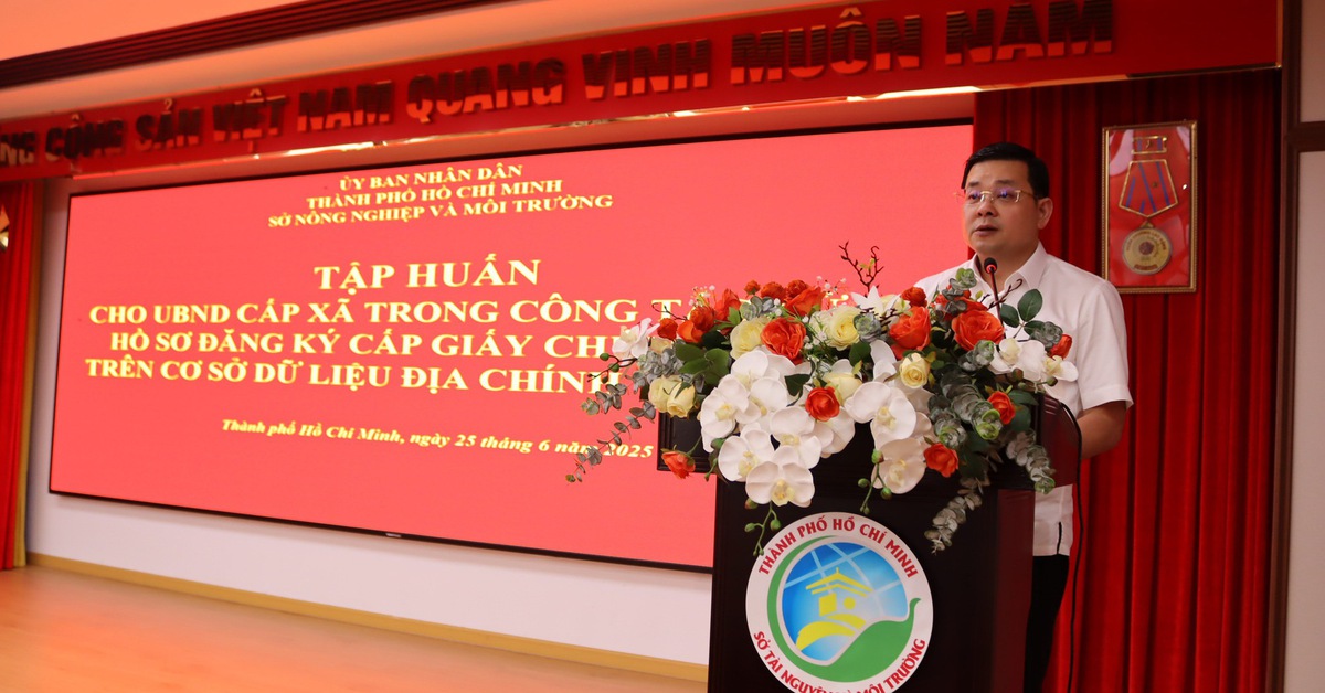 TP.HCM tập huấn cho cán bộ, công chức 168 xã, phường mới về cấp sổ đỏ