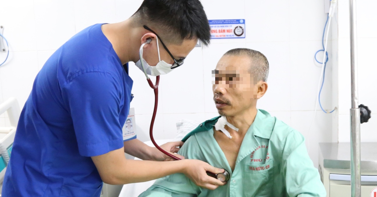 Bất ngờ hôn mê, tụ máu não sau 2 tháng ngã xe