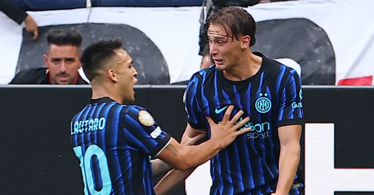 Inter Milan thắng chật vật 9 người đội bóng Argentina