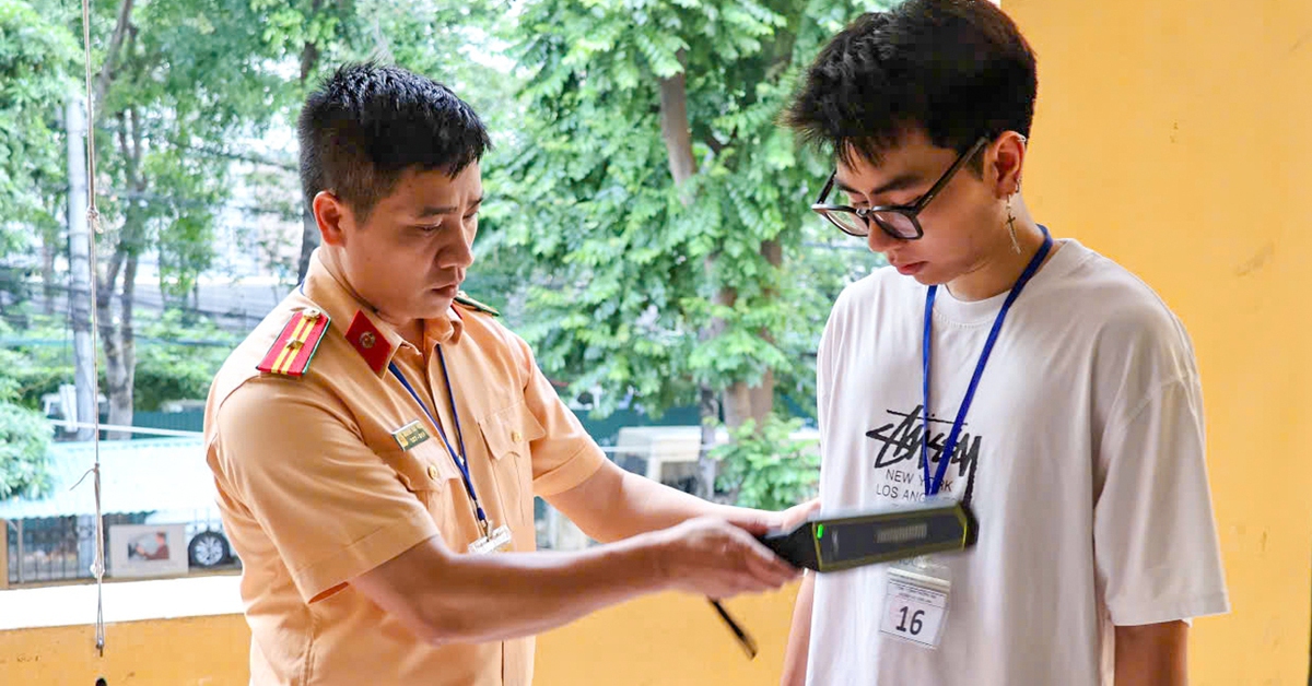 Công an Hà Nội bắt đầu tổ chức sát hạch giấy phép lái xe máy