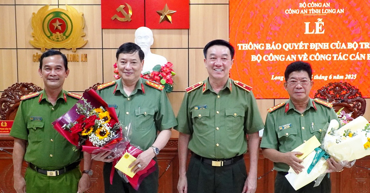 Hai phó giám đốc Công an Long An nhận nhiệm vụ phó cục trưởng thuộc Bộ Công an