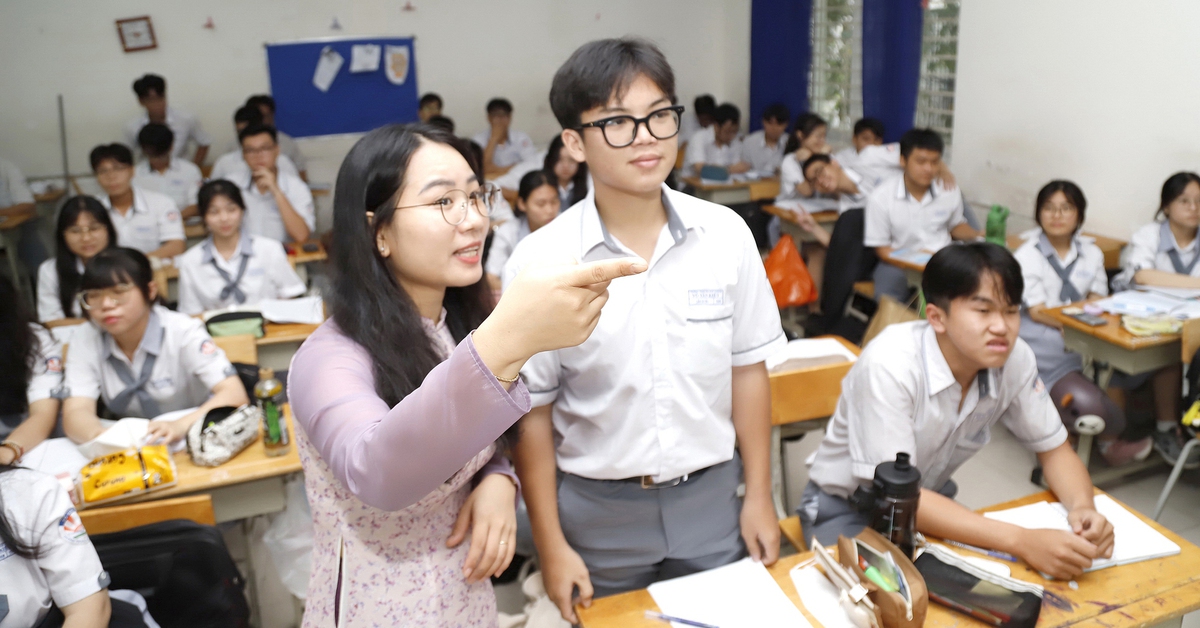 Miễn học phí cho học sinh: Ngăn bỏ học, nâng chất lượng giáo dục