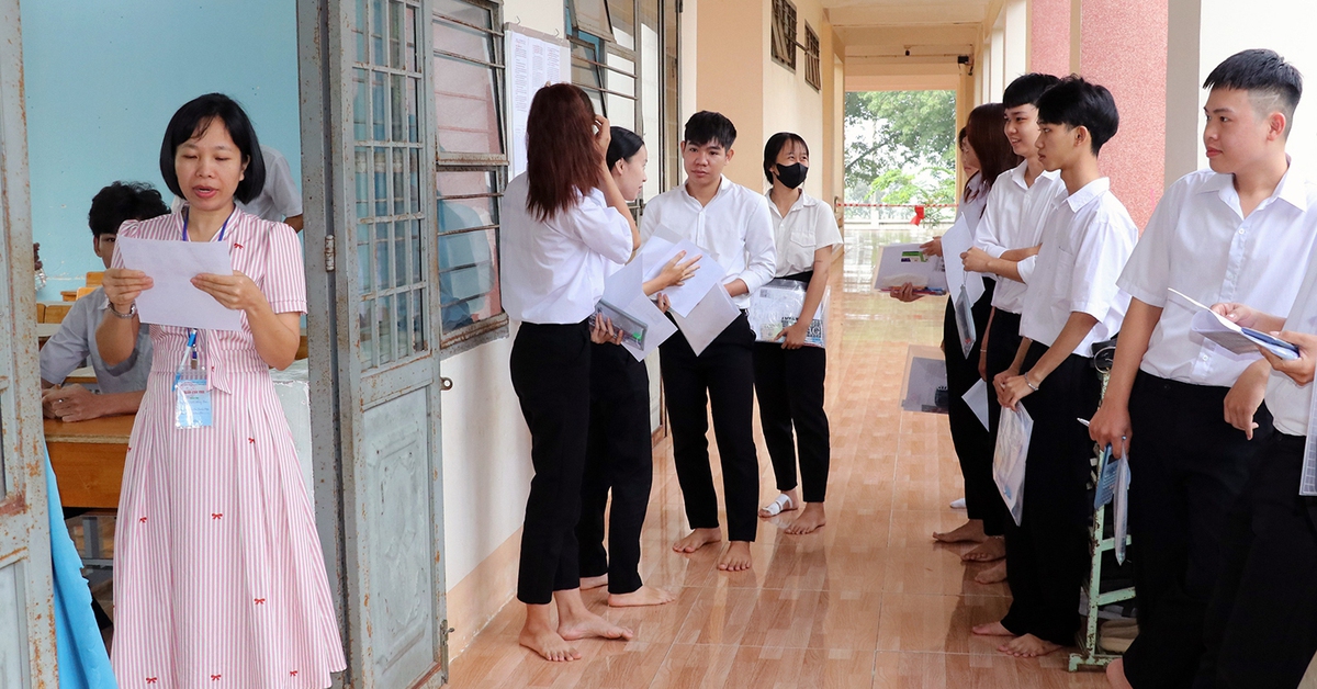 Bình Phước hỗ trợ mỗi thí sinh khó khăn 300.000 đồng