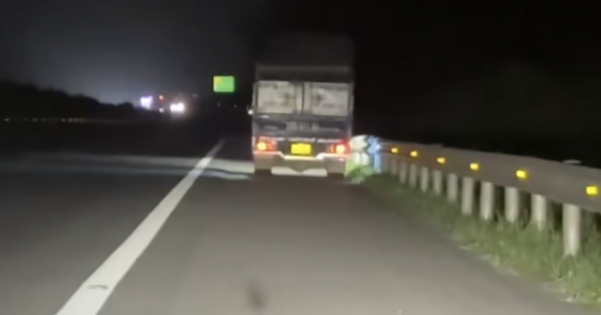 Buồn ngủ khi lái xe trên cao tốc, có được dừng xe không?