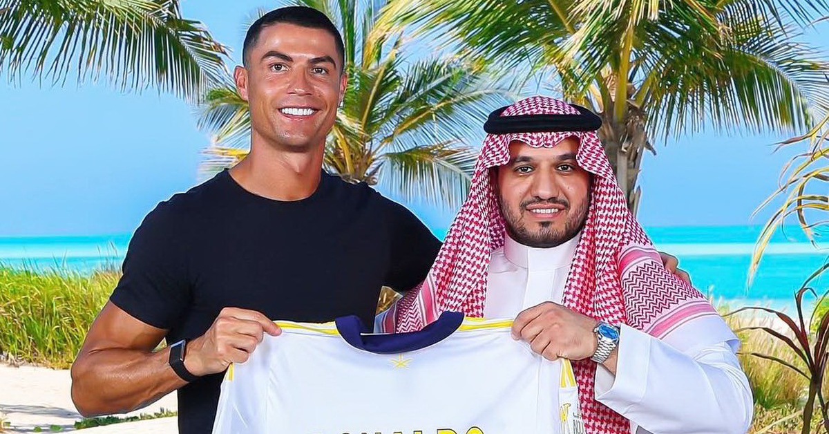 Al Nassr phải trả bao nhiêu cho tài xế, đầu bếp của Ronaldo?