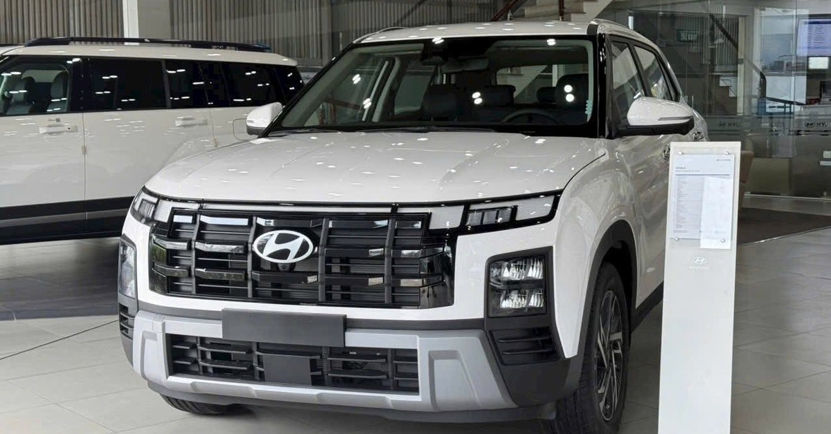 Tin tức giá xe: Hyundai Creta 2025 vừa ra mắt đã giảm 20 triệu đồng, bản N Line 'cháy hàng'