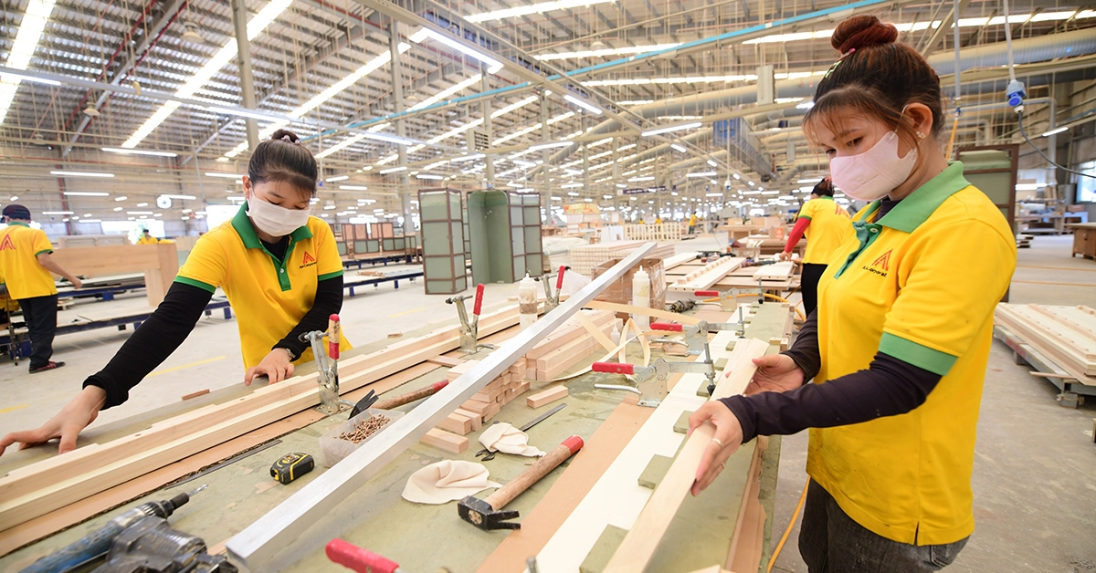 Hơn 1 triệu tỉ đồng được bơm ra nền kinh tế - Kỳ 2: Cần siết van đúng chỗ
