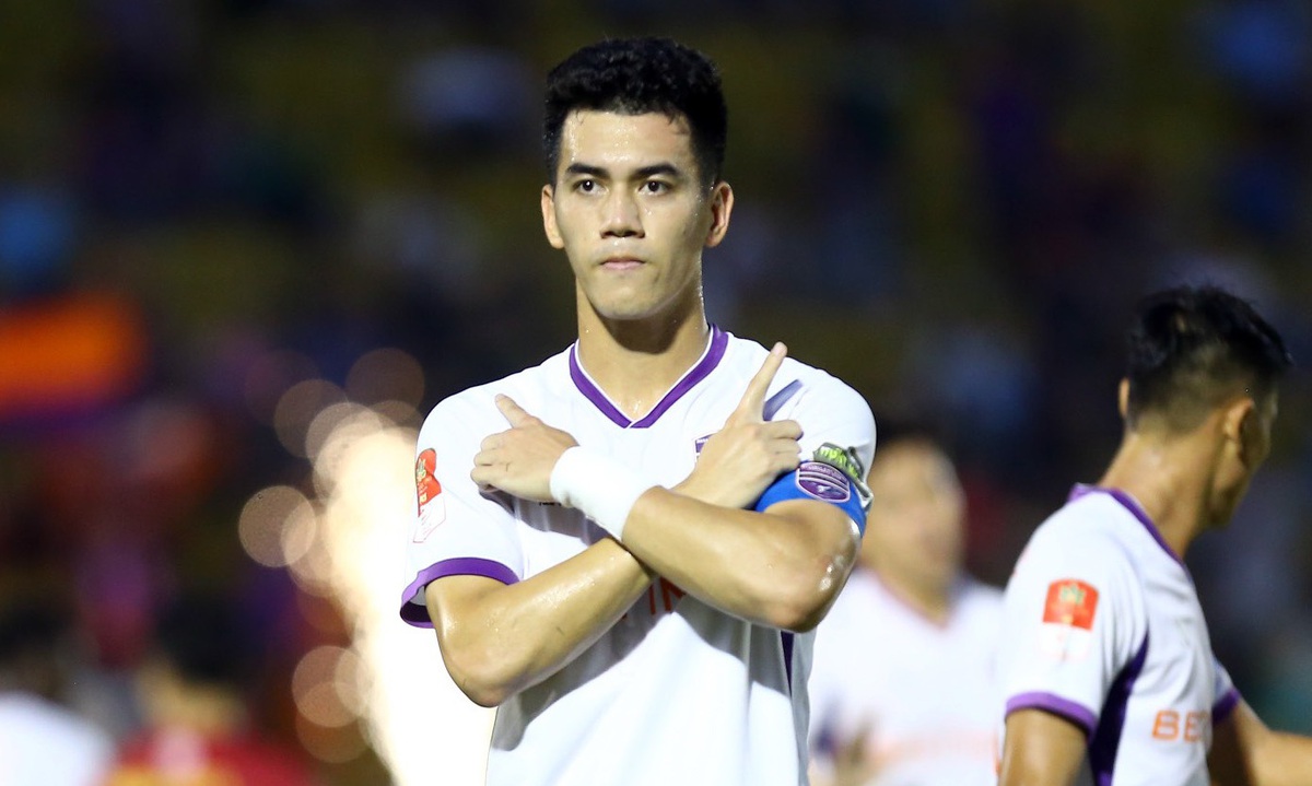 Tiến Linh mất danh hiệu Vua phá lưới