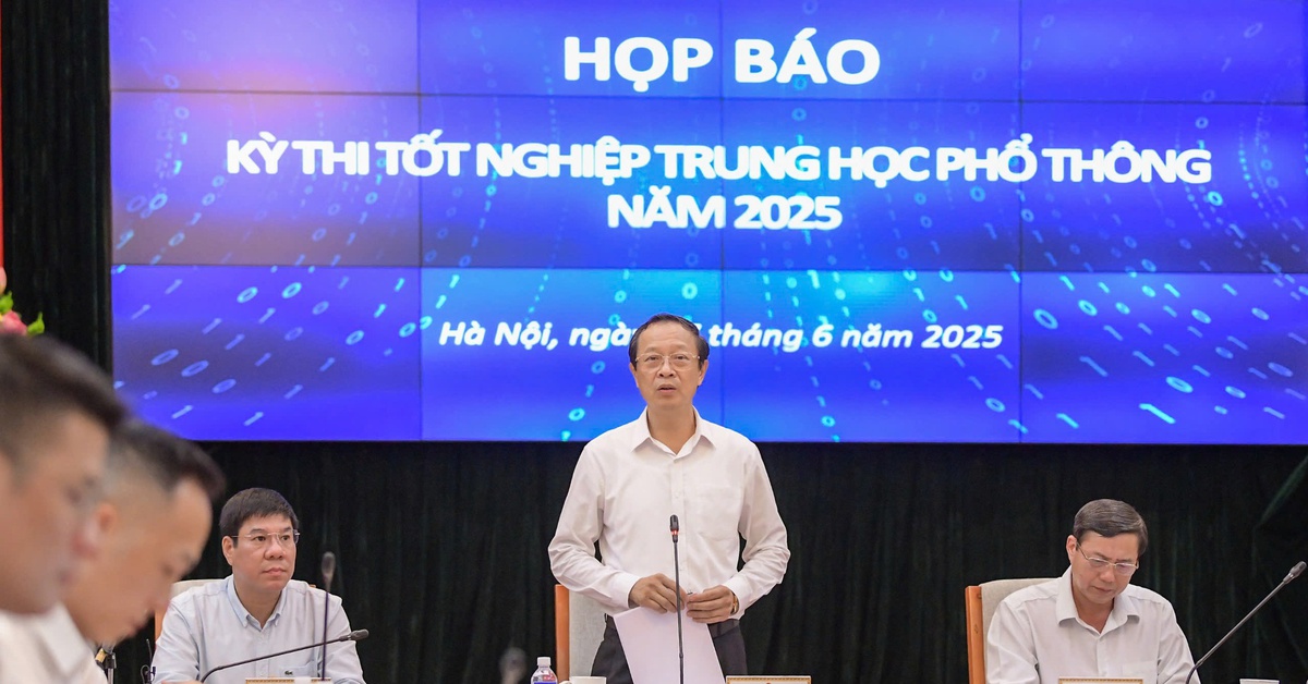 Bộ Giáo dục nói gì về đề thi toán, tiếng Anh 'quá khó'?