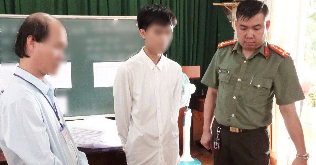 Khởi tố vụ án dùng ChatGPT giải đề thi văn tại Lâm Đồng