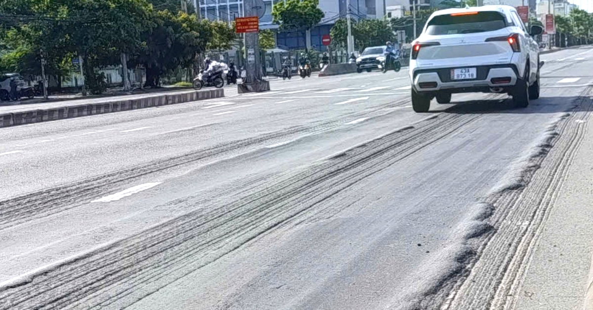 Đường huyết mạch ở Đà Nẵng lồi lõm với ‘sống trâu’, ‘rãnh cào’