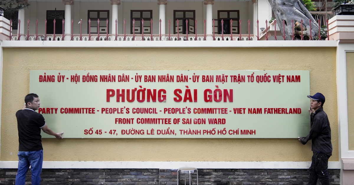 Trụ sở quận 1,TP.HCM đã đổi bảng tên thành phường Sài Gòn