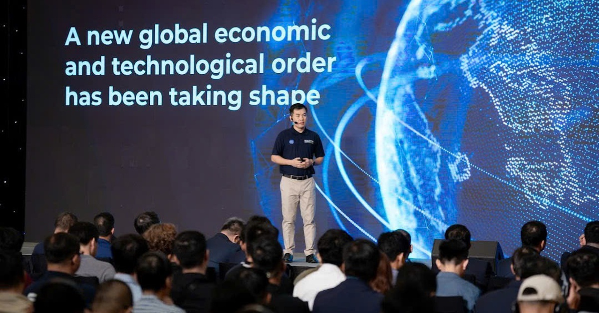 DCCI Summit 2025 TP.HCM: Tiên phong hạ tầng số cho tăng trưởng xanh