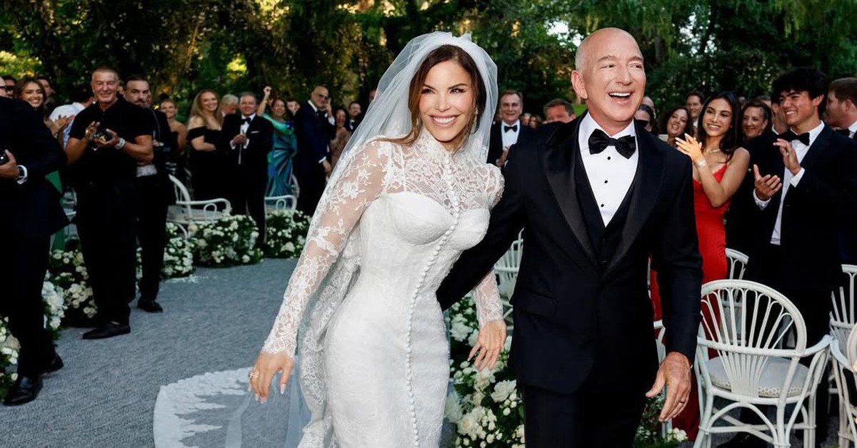 Đám cưới của tỉ phú Jeff Bezos đầy xa hoa, người dân Venice phẫn nộ biểu tình