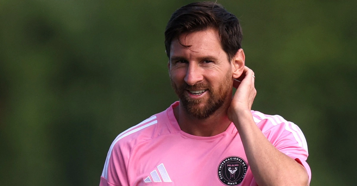 Người Pháp quá cay cú với Messi!