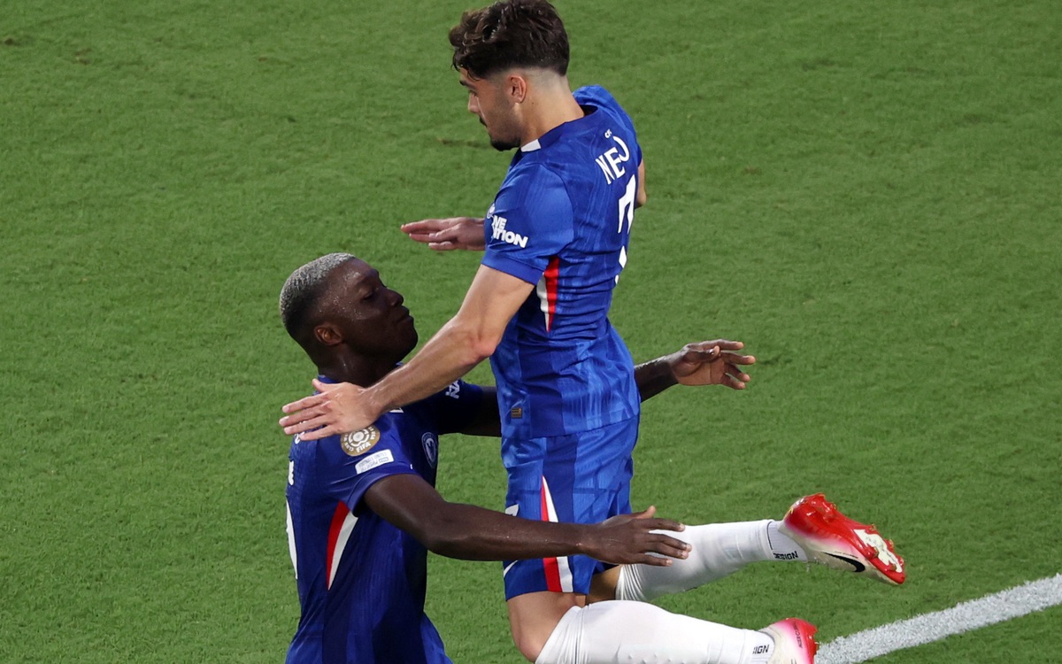 Chelsea giành vé vào tứ kết gặp Palmeiras, sau trận đấu 'điên rồ' kéo dài... 240 phút !