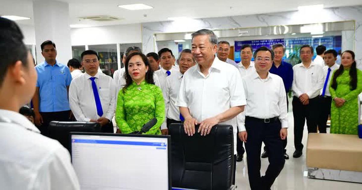 Công bố các nghị quyết về sáp nhập tỉnh, thành, cấp xã Công bố các nghị quyết về sáp nhập tỉnh, thành, cấp xã