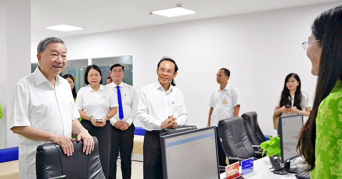 Tổng Bí thư Tô Lâm khảo sát phường mới tại TP.HCM: 'Hàng lối đã rất ngay ngắn, đội ngũ rất chỉnh tề'