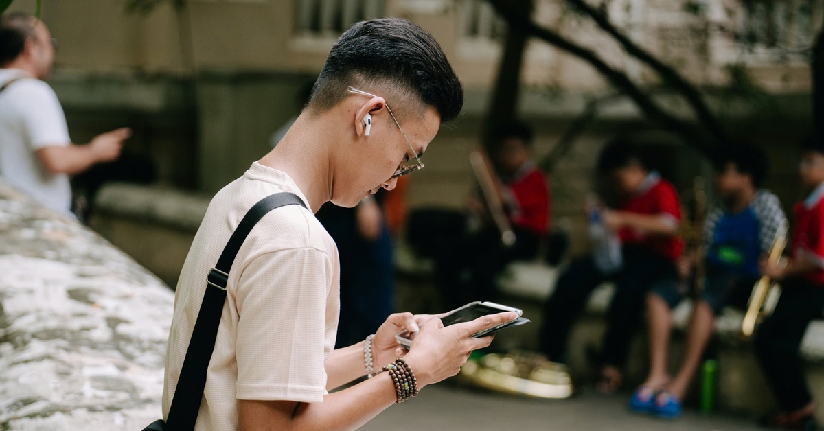 Mở loa ngoài ồn ào như chốn không người