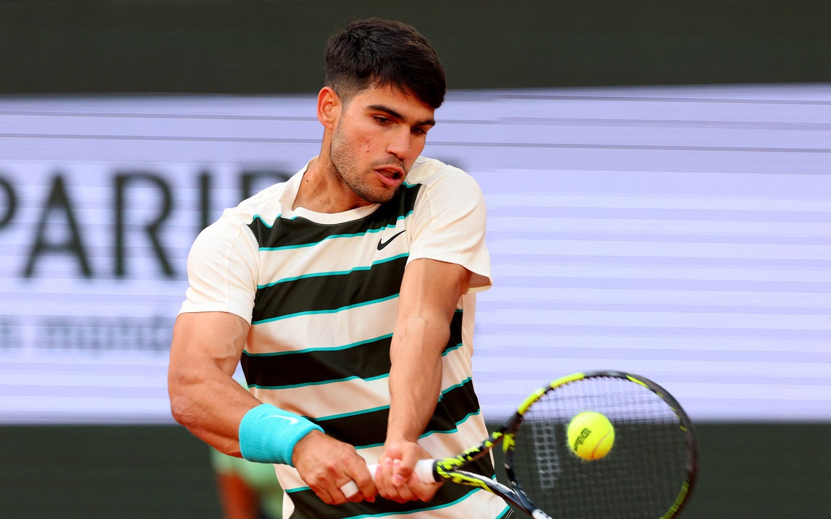Alcaraz chỉ mất 94 phút để vào bán kết Roland Garros