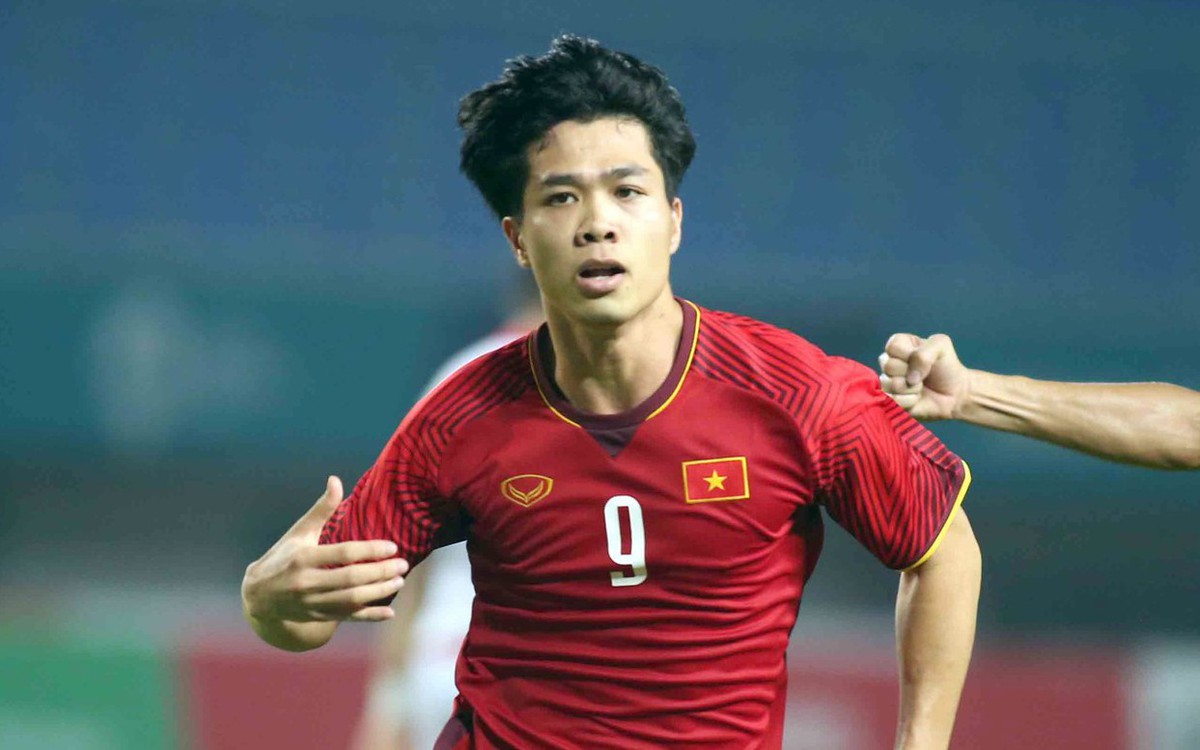 Công Phượng chia tay đội tuyển Việt Nam